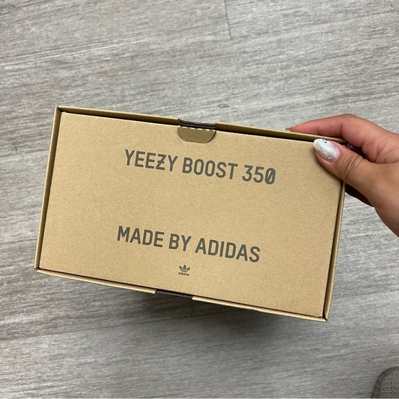 Yeezy Boost 350v2 MX Rock - Picture 8 of 9